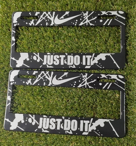 Portaplacas JUST DO IT negras