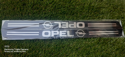 Embellecedor estribo opel
