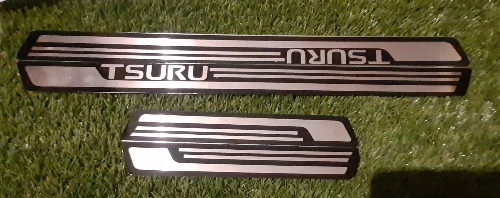 Embellecedor de estribo tsuru
