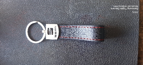 Llavero seat vinipiel