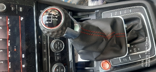 Palanca GTI original mk7