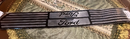 Embellecedor estribo ford