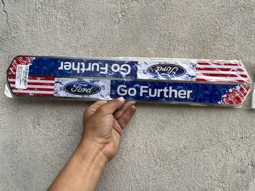 Embellecedor de estribo Ford