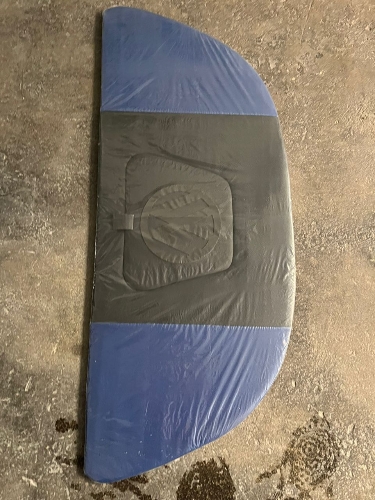 Tapa de bocina de vocho negro con azul