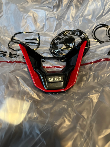 Embellecedor de volante gli