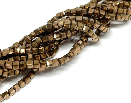 #46…Cristal Cuadrado de 3x3mm - Dorado Bronce