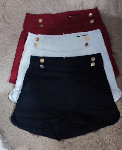 Short importado c/ botões