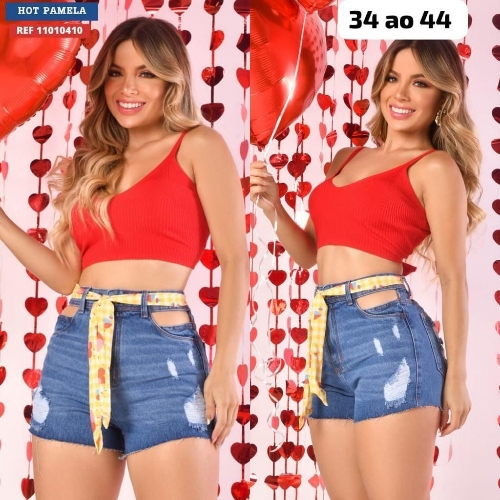 Short hot Pâmela com cinto