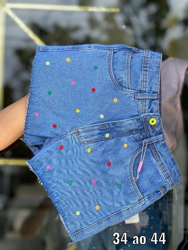 Short hot Rubi