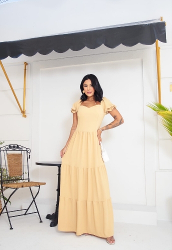 Vestido manga princesa com látex atrás