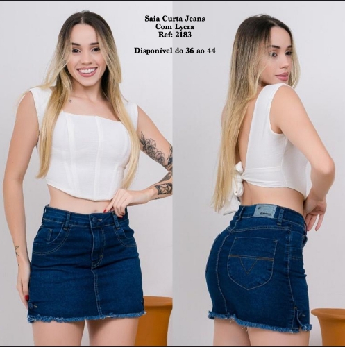 Saia curta c/ botão no lado