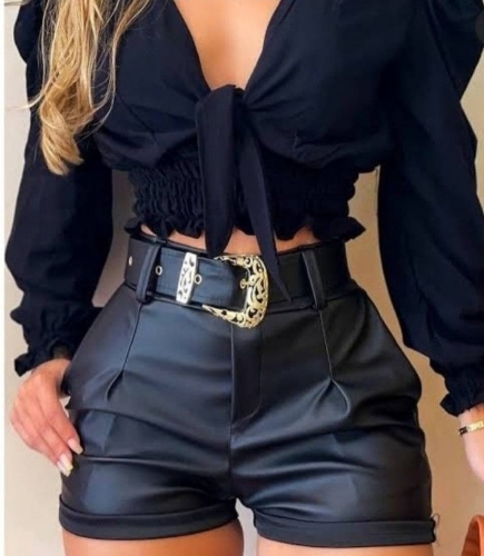 Short courino com cinto