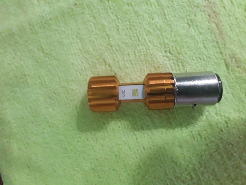 Luz para moto de 2 contactos