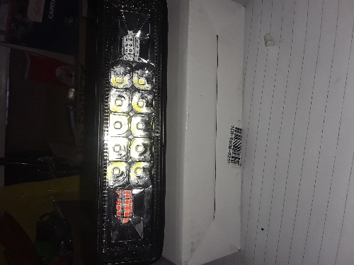 Neblinera LED blanco, azul, rojo con flasheo