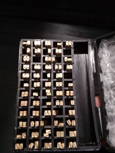 Dígitos Númericos de Bronce 3 mm para codificadoras