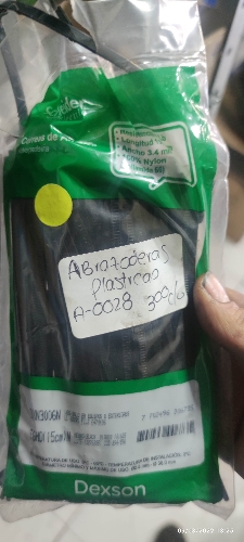 Abrazaderas plásticas