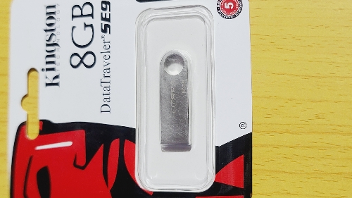 MEMORIAS USB 8GB