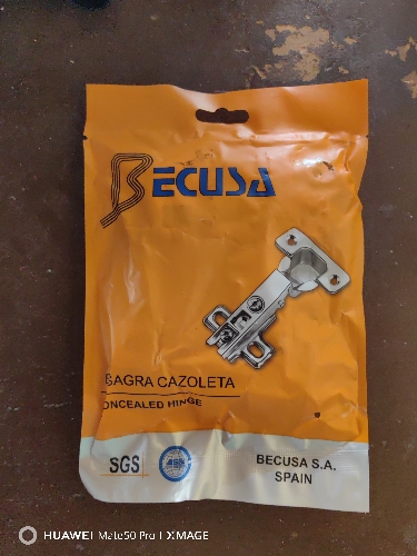 BISAGRA MUEBLE COCINA T/CRUZ 35MM C/T 737L