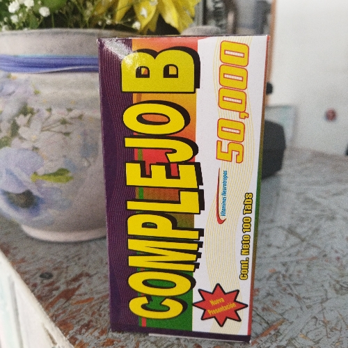 Complejo B50,000 morado 100 tabletas
