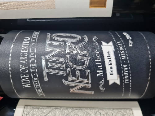 TINTO NEGRO MB
