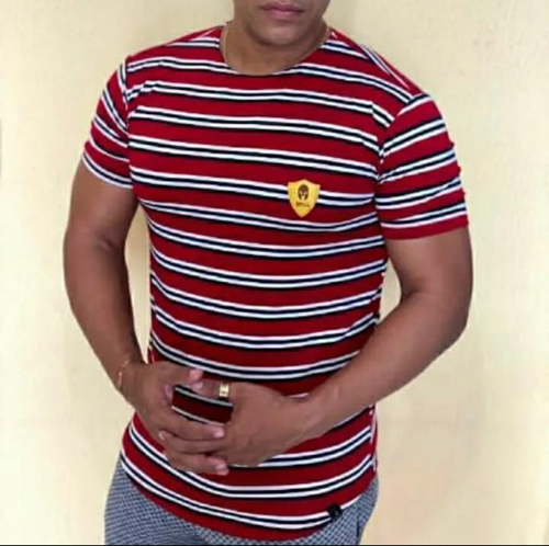 T: M Camisa Tróia vermelha listrada @