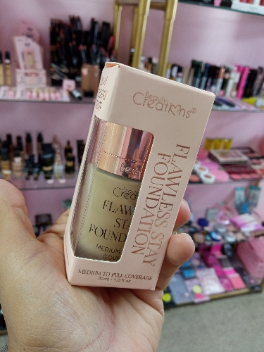 #3.6 flawless stay foundation