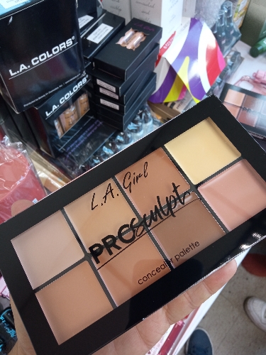 Paleta de correctore medium la.girl