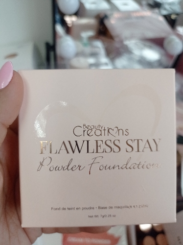 2.5 Flawess stay Beauty