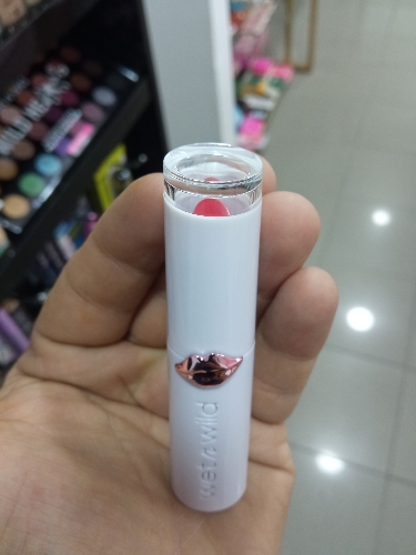 Labial hidratante wet n wild