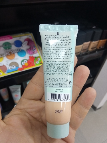 Tinta hidratante wet n wild