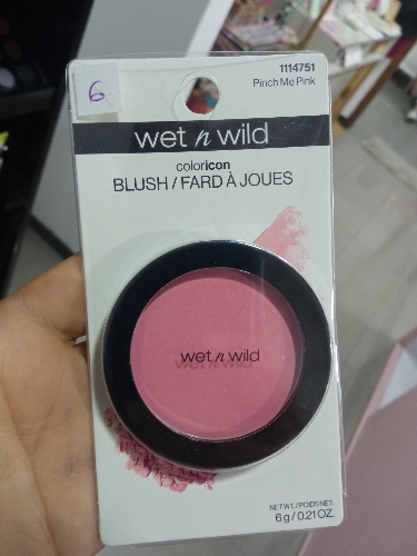 Blush pinch me pink wet n wild