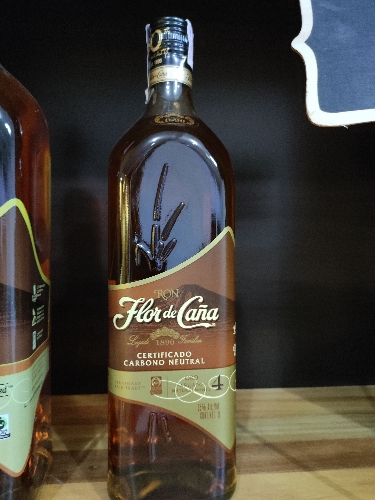 Ron FLOR DE CAÑA 4años 1lt