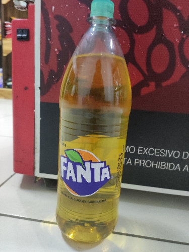 Gaseosa FANTA papaya 2lts retornable
