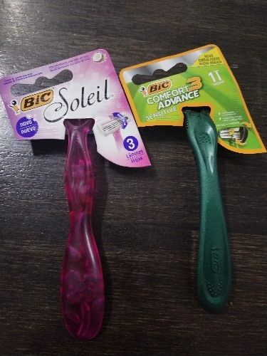 Rasurador BIC soleil triple hoja