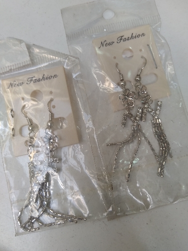 Arete con letra
