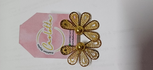 Zarcillos media flor