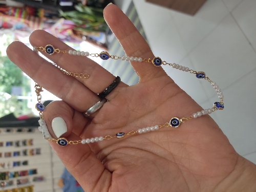 Chocker perlitas y ojos turcos
