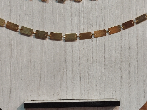 Chocker plaquita rectangular plana