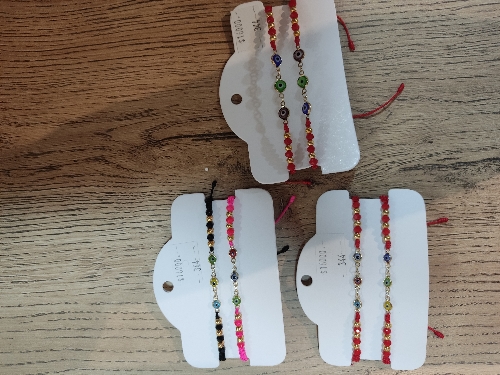 Pareja de pulseras de ojo turco en macramé