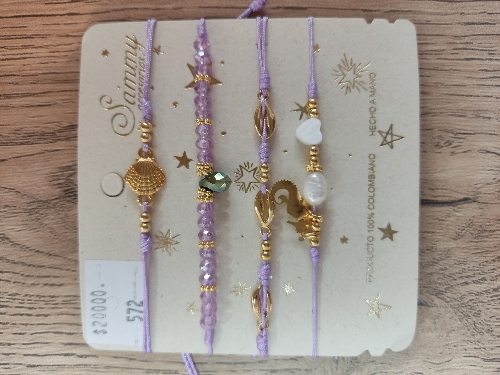 Paquete de pulseras x4 en hilo