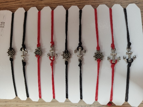 Pulsera hilo dije ancla y timón