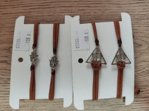 Pulsera cuero dije zamak