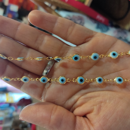 Chocker ojos turcos