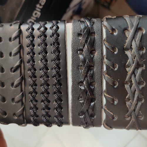 Pulsera de cuero ancha (720)