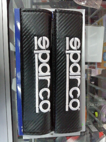 ALMOHADILLA SPARCO PARA CINTURON DE SEGURIDAD