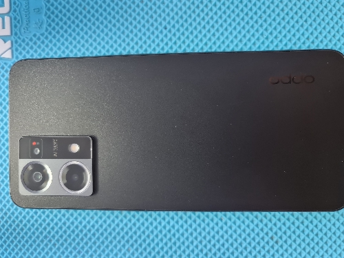 Oppo reno7 250523 td1
