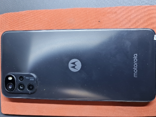 Moto g22 211023 td1