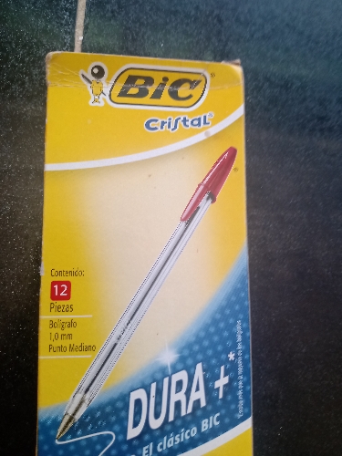 Boligrafo rojo
