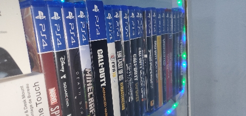 JUEGO FISICO PS4