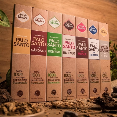 LINEA PALO SANTO